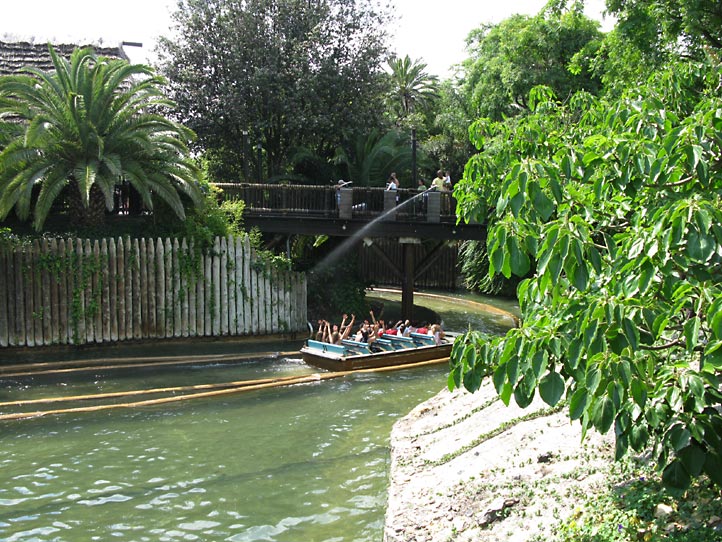 PortAventura Стилизация Полинезия