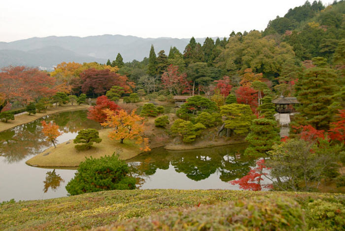 Японский сад. Ансамбль императорской виллы Сюгакуин в Киото. Shugakuin Imperial Villa