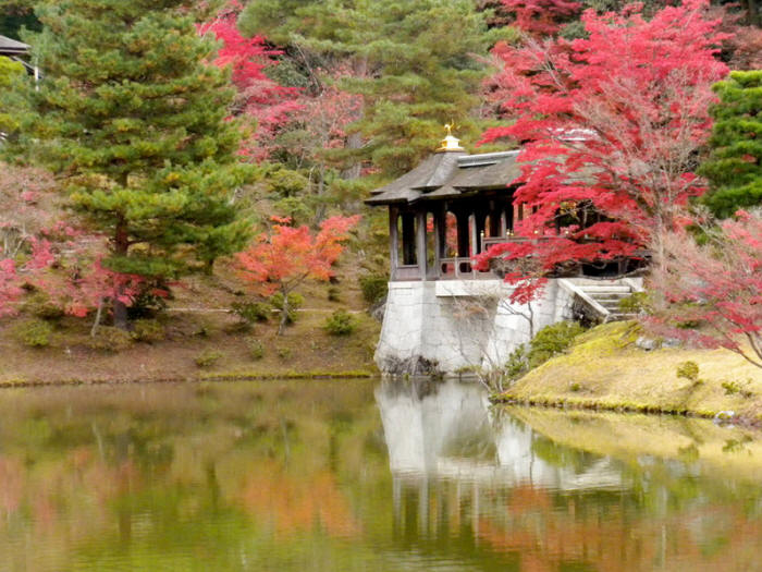 Японский сад. Ансамбль императорской виллы Сюгакуин в Киото. Shugakuin Imperial Villa