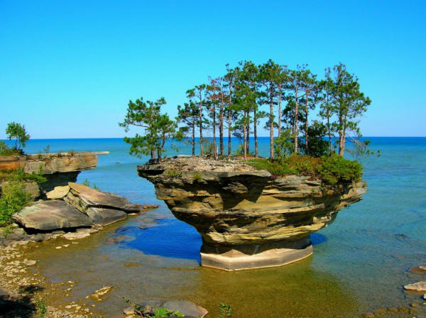 Остров Turnip Rock