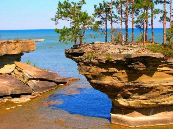 Остров Turnip Rock