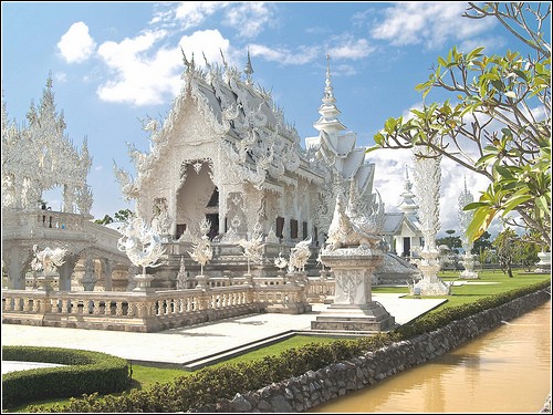 Wat Rong Khun – белоснежный буддийский рай Wat Rong Khun – белоснежный буддийский рай