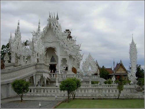 Wat Rong Khun – белоснежный буддийский рай Wat Rong Khun – белоснежный буддийский рай